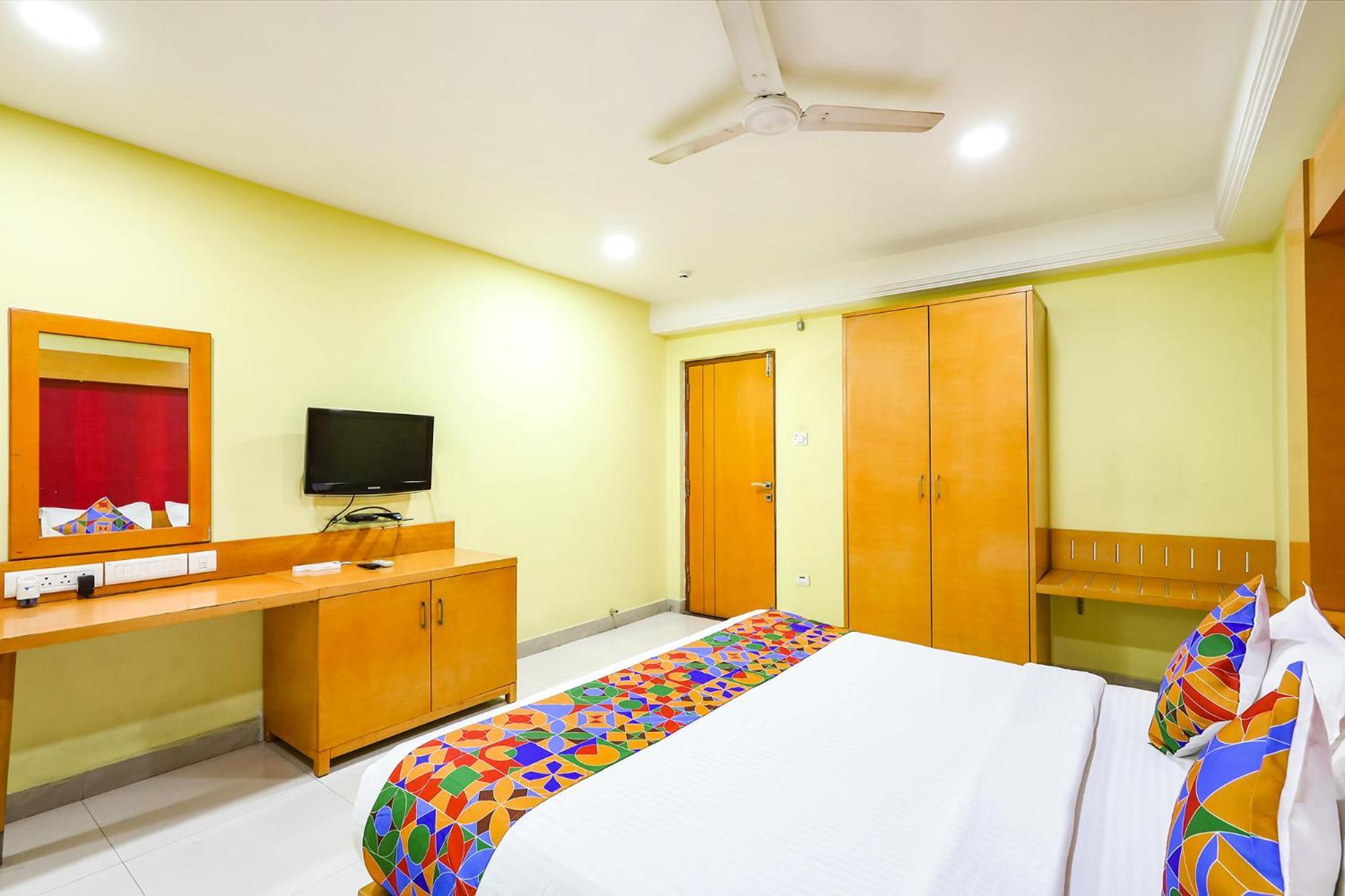 Fabhotel Prime Mahalaya Residency - Nr Chennai International Airport Extérieur photo