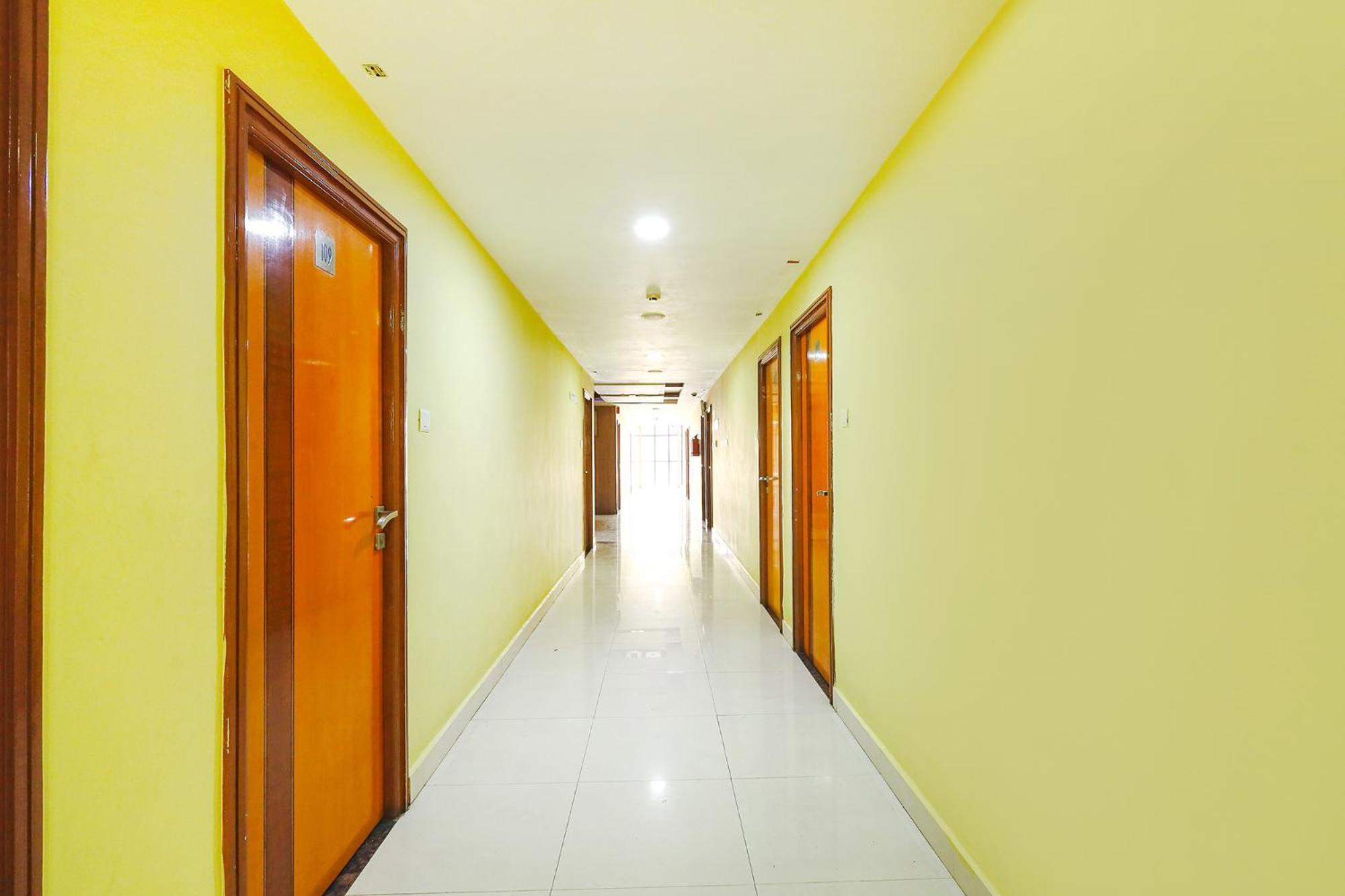 Fabhotel Prime Mahalaya Residency - Nr Chennai International Airport Extérieur photo