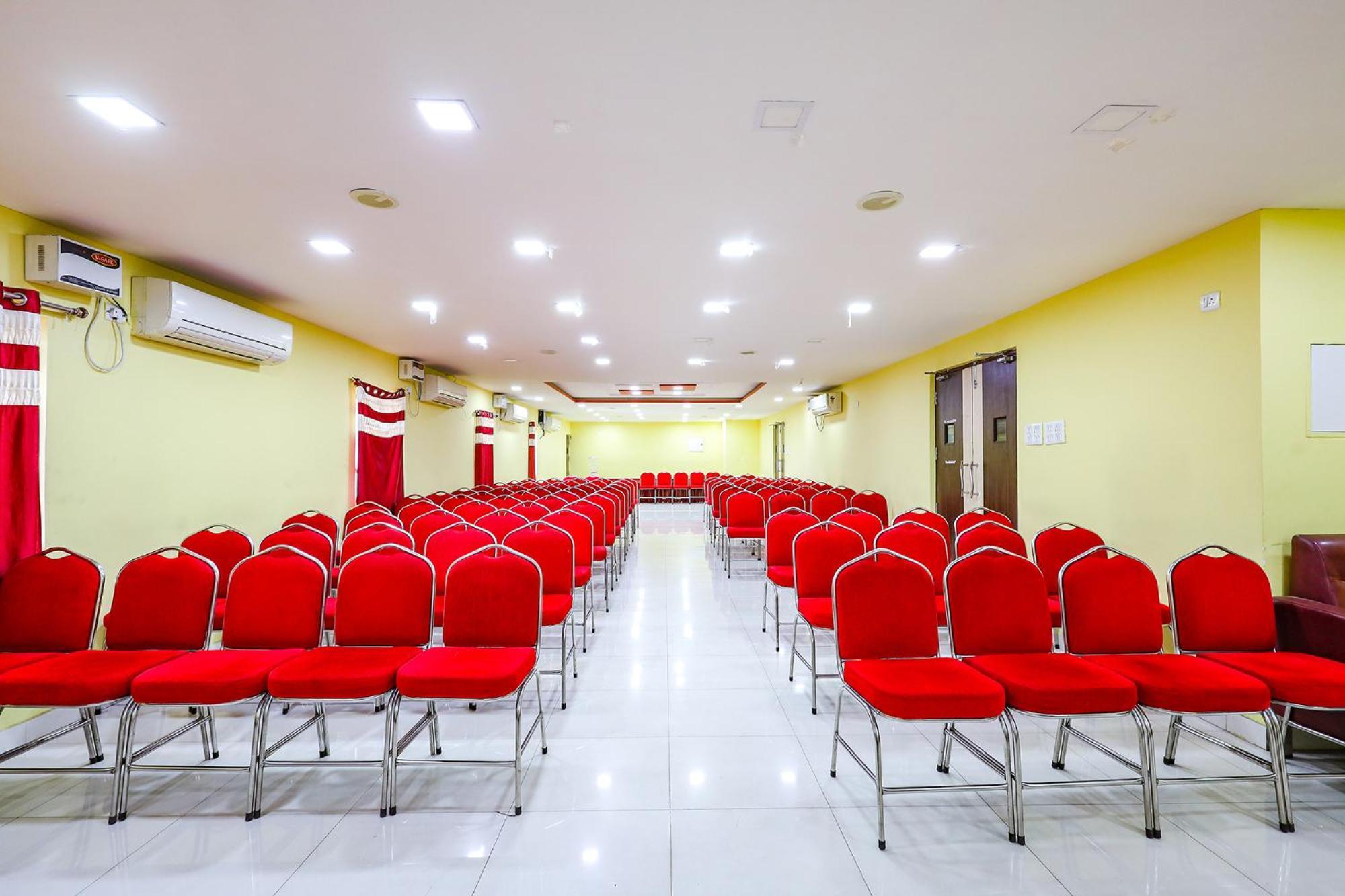 Fabhotel Prime Mahalaya Residency - Nr Chennai International Airport Extérieur photo