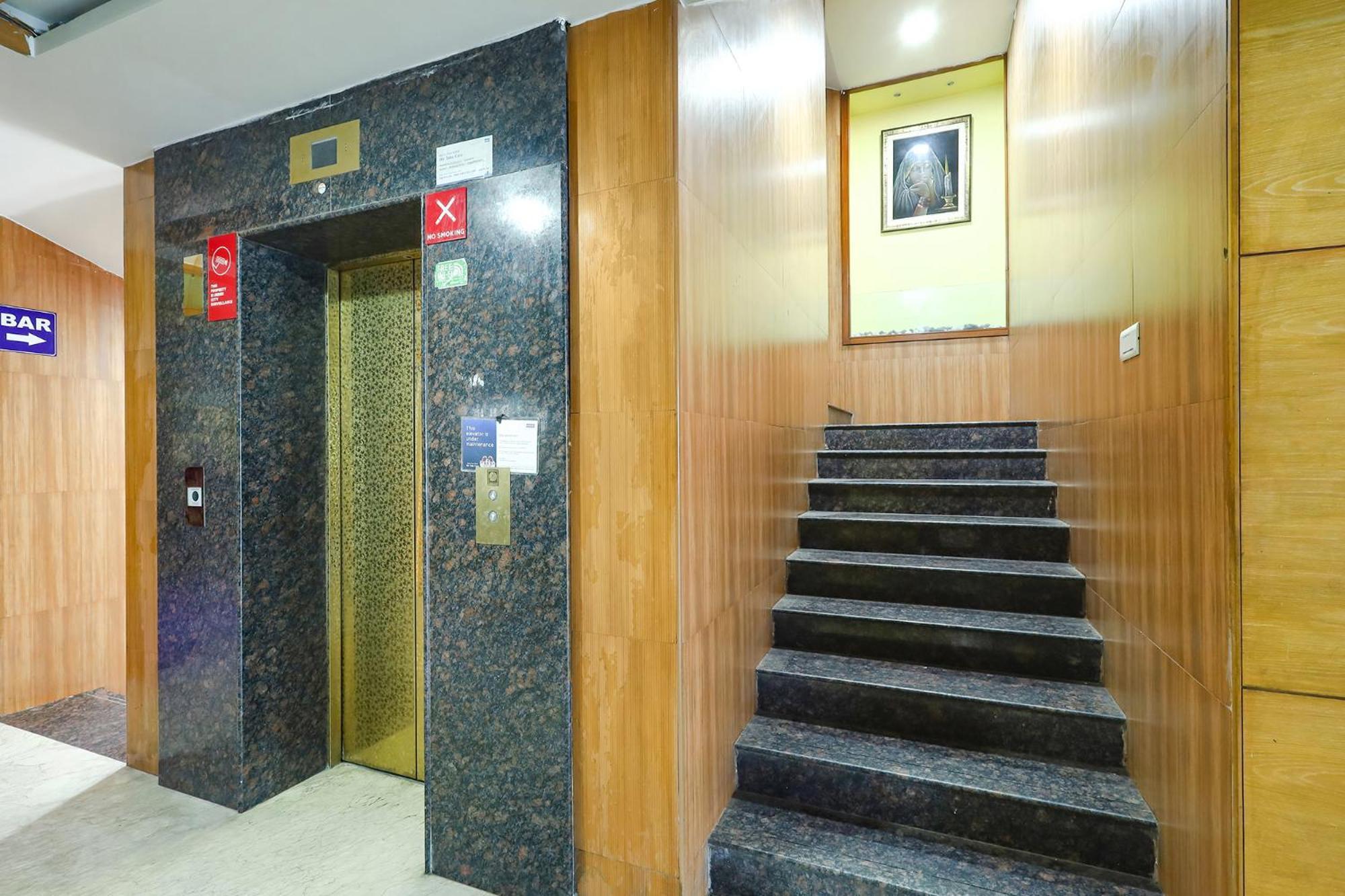 Fabhotel Prime Mahalaya Residency - Nr Chennai International Airport Extérieur photo