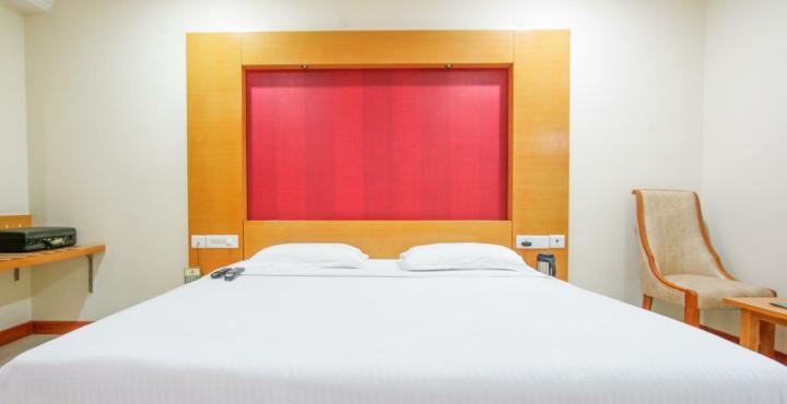 Fabhotel Prime Mahalaya Residency - Nr Chennai International Airport Extérieur photo